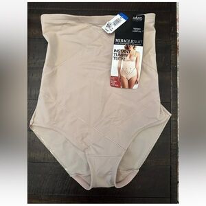 NWT MIRACLESUIT HIGH WAIST BRIEF. FIRM TUMMY CONTROL. SIZE XL